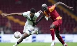 Galatasaray, iki kez öne geçtiği maçta berabere kaldı