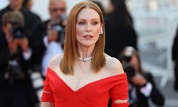 Julianne Moore 20 yıl sonra sahneye dönüyor!