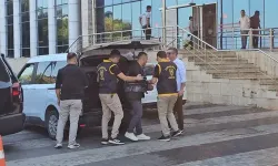 Elektronik kelepçeyi kırıp, firar etti