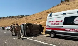 Hafif ticari araç takla attı: 2 çocuktan biri öldü!