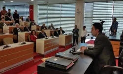 Bayraklı'da deprem ve dönüşüm mesaisi: Mecliste harç gerginliği!