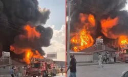 Korkutan fabrika yangını: Ekipler müdahale ediyor