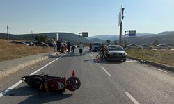 Otomobille çarpışan elektrikli bisikletin sürücüsünden kötü haber