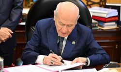 Bahçeli, Çerçeve Kanun Teklifini imzaladı