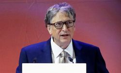 Bill Gates'ten yapay zeka uyarısı: Küresel denetim şart