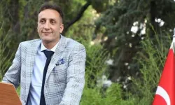 "Bu belediyede mobbing var" dedi... Başkan yardımcılığını da CHP'yi de bıraktı!