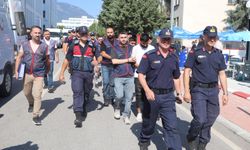Dolandırıcıların yeni yöntemi: Kuryeyi iş ilanıyla buldular