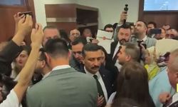 Çerçeve yasa görüşmesi öncesi komisyon kapısında gerginlik
