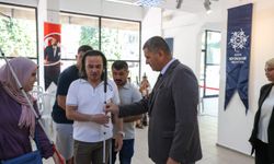 Çerçioğlu’ndan görme engelli vatandaşlara beyaz baston desteği