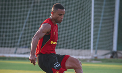Göztepe’de Juan düğümü: 2 transfer rafa kalktı!