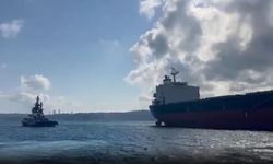 İstanbul Boğazı'nda gemi trafiği çift yönlü askıya alındı