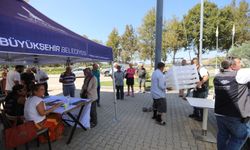 İzmir Büyükşehir Belediyesi'nden Selçuk incir üreticisine destek!