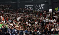 Karşıyaka'da kombineler satışta!
