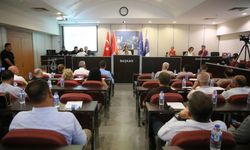Karşıyaka’da 25 yıllık tahsis krizi: CHP ikiye bölündü, AK Parti’den destek!