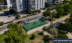 Karabağlar ‘da 5 mahalleye 5 yeni mini futbol sahası