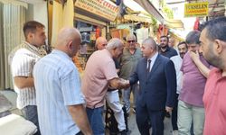 MHP'li Şahin'den Kemeraltı esnafına ziyaret: "Otopark acil olarak yeniden hizmete alınmalı"