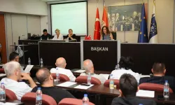Karşıyaka’da istifa dalgası sonrası ilk seçim: CHP grubunda çatlak!
