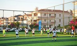 Çeşme’nin mahallelerinde spor şenliği başladı