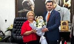 AK Partili İnan'dan tebrik ziyareti: Menemen'den, Aliağa'dan daha fazlasını Menderes'e yapacağız!