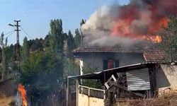 Tavşanlı'da korkutan yangın: Ev küle döndü