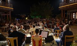 TeosFest'in ikinci gününde müziğin ve sanatın ritmi düşmedi