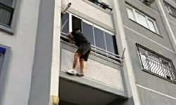 14 yıl hapis cezası vardı: Torbacı balkondan sarkarken yakalandı!