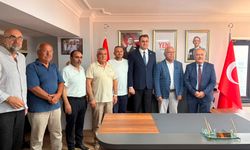 YENİ Parti İzmir’de yeni çalışma modeli: Eski başkanlar siyasete geri dönüyor