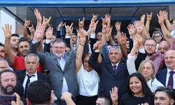 Menderes Belediyesi, AK Parti'ye geçti!