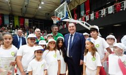 Yaz spor okullarında 5 bin çocuk sporla buluştu