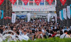 İEF’te eğlence ve sürpriz bir arada