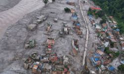Nepal'deki yıkım havadan görüntülendi