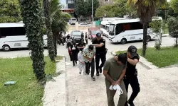 ‘Sokaklar Güvende’ operasyonundaki 53 şüpheliden 21’i adliyede!