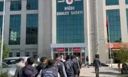 Yasa dışı bahis sitelerinde 1 milyar liralık işlem yapan 5 şüpheli tutuklandı