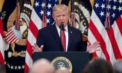 Trump: Irak'tan harika bir yeni başbakanla ayrılıyoruz