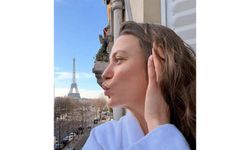 Serenay Sarıkaya, Paris Moda Haftası'nda podyuma çıktı
