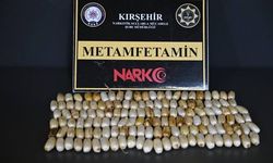 Mide ve bağırsaklarında 1 kilo 159 gram uyuşturucu ele geçirilen zanlı tutuklandı