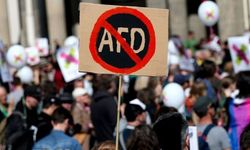 Almanya'da AfD alarmı: Aşırı sağa karşı protestolar büyüyor