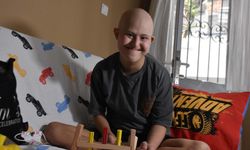 Down sendromlu Emir Enes hem lösemi hem şekerle savaşıyor