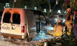 Hafif ticari araçta yangın!