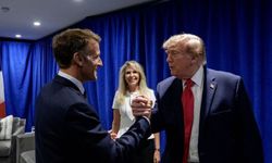 'Harita krizinin' ardından Macron ve Trump'tan samimi poz