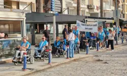 Engelli bireyler erişilebilir kent için İzmir'de yürüdü