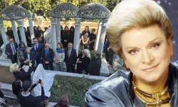 Zeki Müren vefatının 30. yılında Bodrum'da anıldı