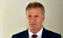KKTC Ulaştırma Bakanı Erhan Arıklı görevden alındı!