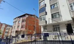 Bina temelinde kayma oldu: 4 katlı bina tahliye edildi!