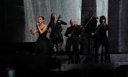 Tedavisi olmayan hastalıkla mücadele eden Celine Dion sahneye döndü