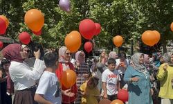 Kanseri yenen 3 yaşındaki Meryem için balonlar uçuruldu