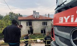 Ev yangınında kahreden detay: Baba ve kızı yaşamını yitirdi!