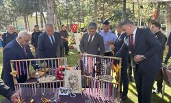 Afyonkarahisar'da "Geri Dönüşümden Sanata" sergisi açıldı