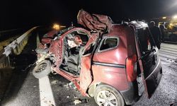 TIR otomobili biçti... Korkunç kazada 3 can kaybı!