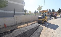 Menderes’te asfalt seferberliği: Çalışmalar hız kazandı